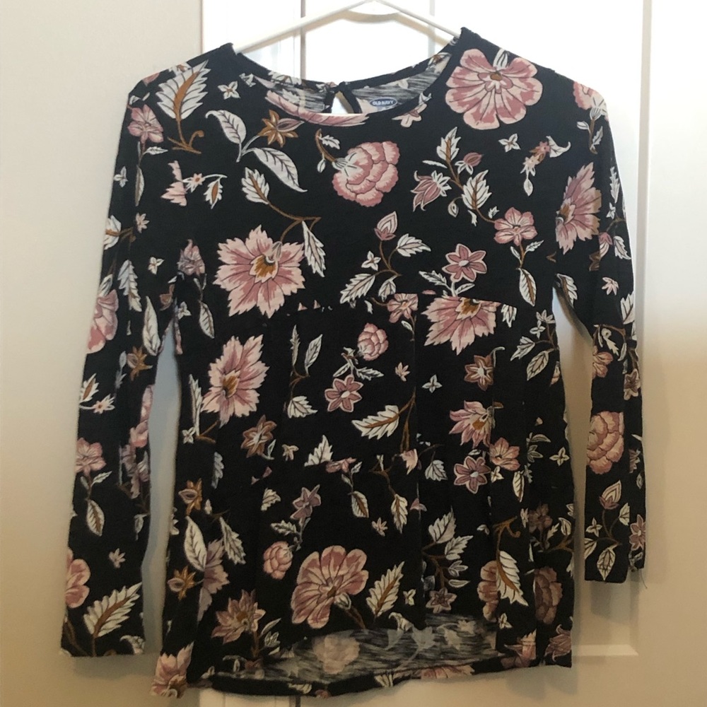 Girls old navy floral top.